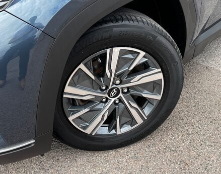Hyundai TUCSON T-GDI SE CONNECT 3
