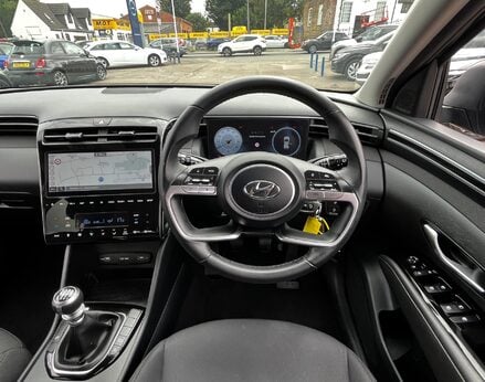 Hyundai TUCSON T-GDI SE CONNECT 18