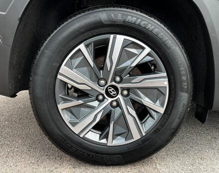 Hyundai TUCSON T-GDI SE CONNECT 15