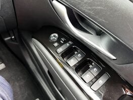 Hyundai TUCSON T-GDI SE CONNECT 63