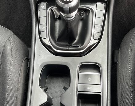 Hyundai TUCSON T-GDI SE CONNECT 56