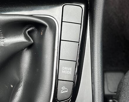 Hyundai TUCSON T-GDI SE CONNECT 53
