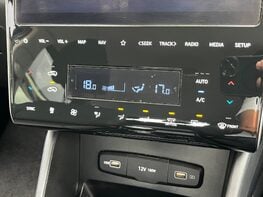 Hyundai TUCSON T-GDI SE CONNECT 49