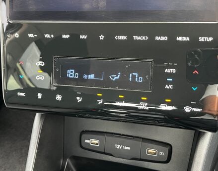 Hyundai TUCSON T-GDI SE CONNECT 49