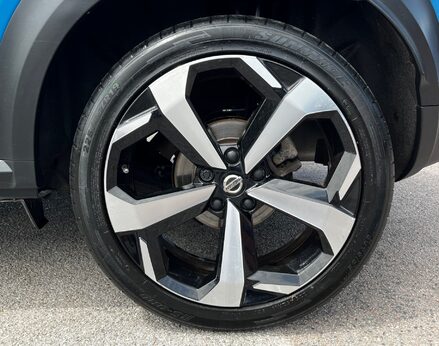 Nissan Juke DIG-T TEKNA 14