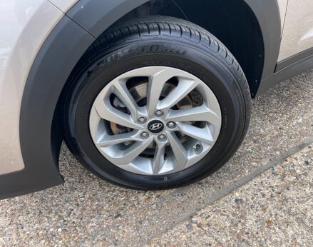 Hyundai TUCSON GDI SE NAV BLUE DRIVE 3