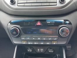 Hyundai TUCSON GDI SE NAV BLUE DRIVE 41
