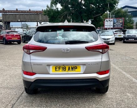 Hyundai TUCSON GDI SE NAV BLUE DRIVE 6