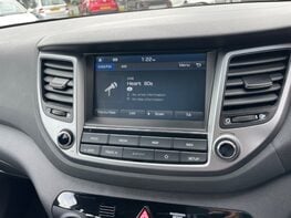Hyundai TUCSON GDI SE NAV BLUE DRIVE 32