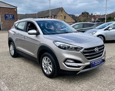Hyundai TUCSON GDI SE NAV BLUE DRIVE 4
