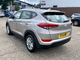 Hyundai TUCSON GDI SE NAV BLUE DRIVE 9