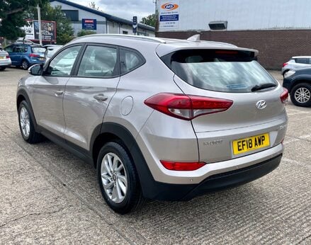 Hyundai TUCSON GDI SE NAV BLUE DRIVE 9