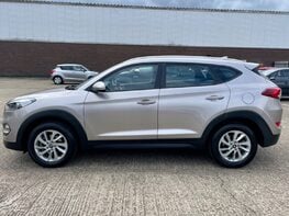 Hyundai TUCSON GDI SE NAV BLUE DRIVE 10