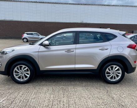 Hyundai TUCSON GDI SE NAV BLUE DRIVE 10