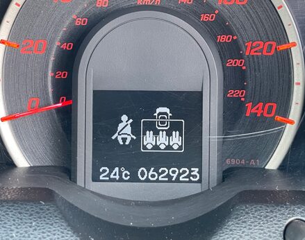 Honda Jazz I-VTEC ES-T 21