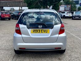 Honda Jazz I-VTEC ES-T 6