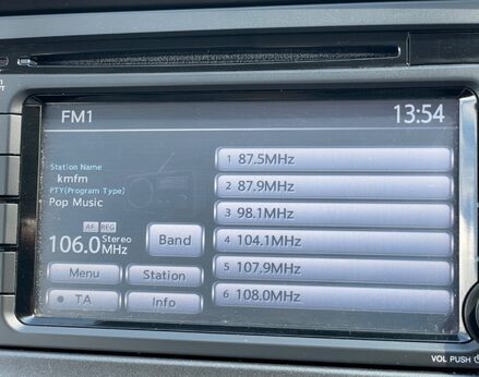 Honda Jazz I-VTEC ES-T 28