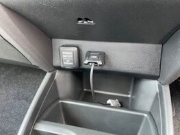 Honda Jazz I-VTEC ES-T 34