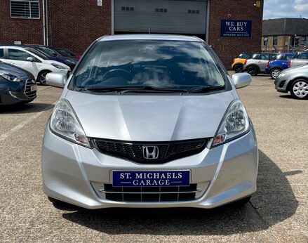 Honda Jazz I-VTEC ES-T 5