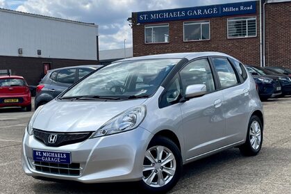Honda Jazz I-VTEC ES-T