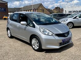 Honda Jazz I-VTEC ES-T 4