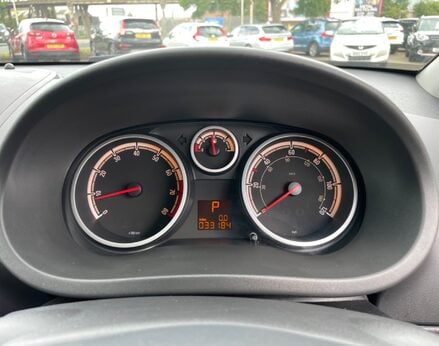 Vauxhall Corsa EXCLUSIV AC 20