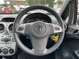 Vauxhall Corsa EXCLUSIV AC 19