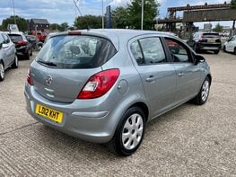 Vauxhall Corsa EXCLUSIV AC 8