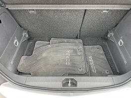 Vauxhall Corsa EXCLUSIV AC 44