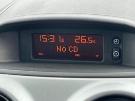 Vauxhall Corsa EXCLUSIV AC 25