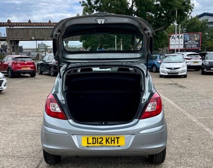 Vauxhall Corsa EXCLUSIV AC 43