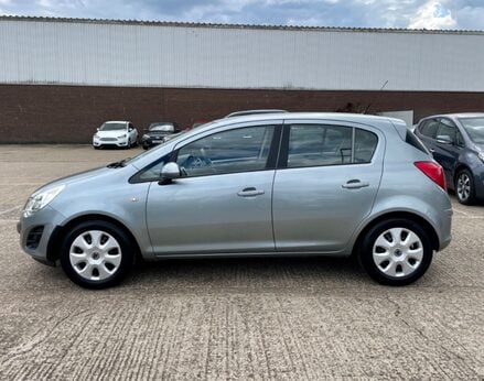 Vauxhall Corsa EXCLUSIV AC 11