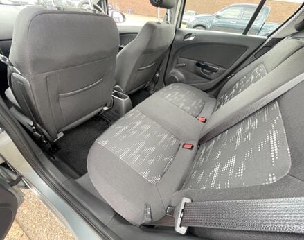 Vauxhall Corsa EXCLUSIV AC 42