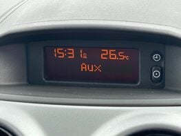 Vauxhall Corsa EXCLUSIV AC 26