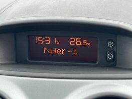 Vauxhall Corsa EXCLUSIV AC 27