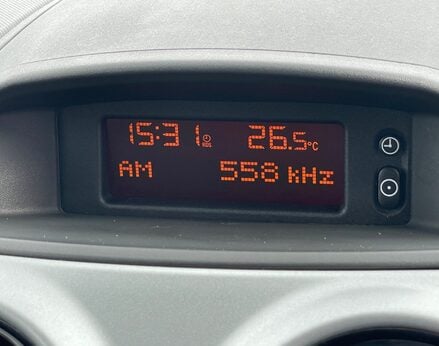Vauxhall Corsa EXCLUSIV AC 24