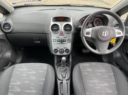 Vauxhall Corsa EXCLUSIV AC 2