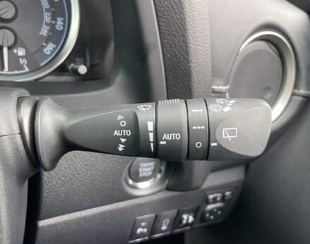 Toyota Auris EXCEL VALVEMATIC 43