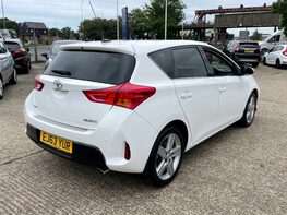 Toyota Auris EXCEL VALVEMATIC 8