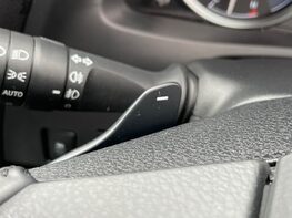 Toyota Auris EXCEL VALVEMATIC 40