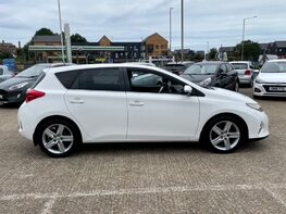 Toyota Auris EXCEL VALVEMATIC 10