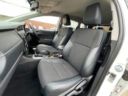 Toyota Auris EXCEL VALVEMATIC 51