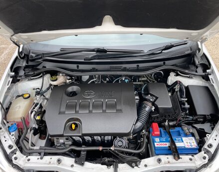 Toyota Auris EXCEL VALVEMATIC 7