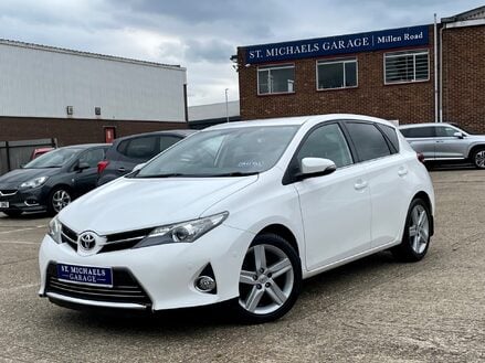 Toyota Auris EXCEL VALVEMATIC 