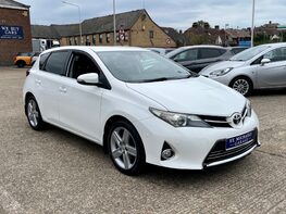 Toyota Auris EXCEL VALVEMATIC 4