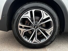 Hyundai SANTA FE CRDI PREMIUM SE 15