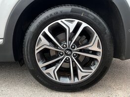 Hyundai SANTA FE CRDI PREMIUM SE 14