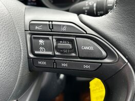 Toyota Yaris DESIGN FHEV 55