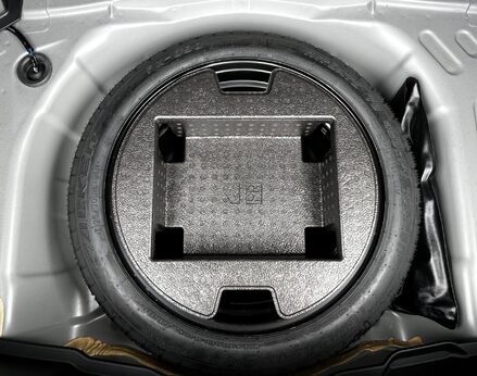 Toyota Yaris DESIGN FHEV 67