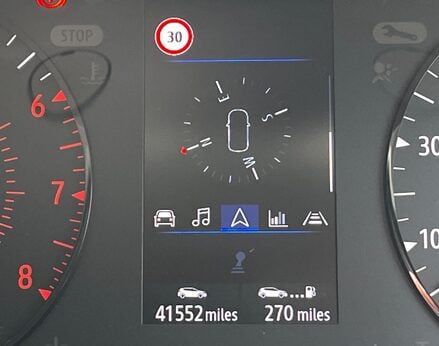 Renault Captur ICONIC TCE 29